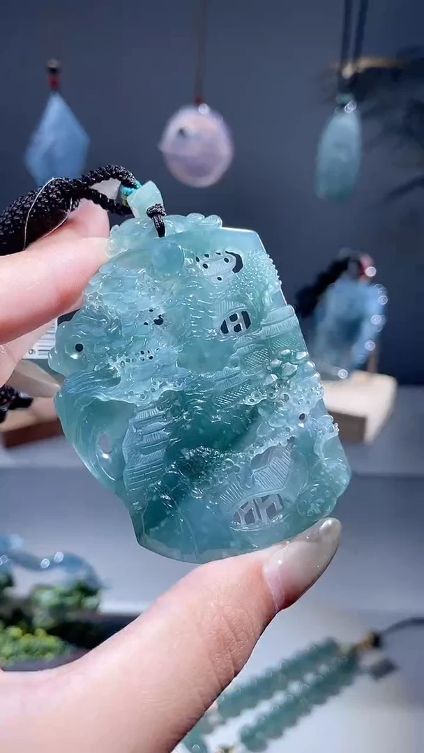 颈饰未镶嵌翡翠山水