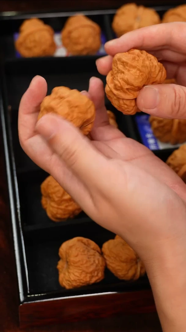 文玩核桃把件40哈莫头