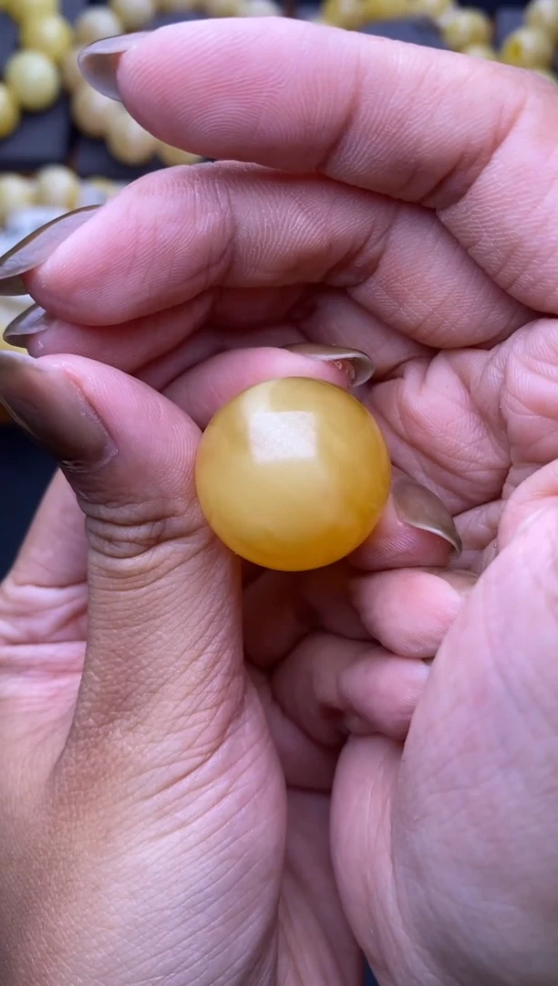 裸石琥珀未镶嵌大小姐珠宝77