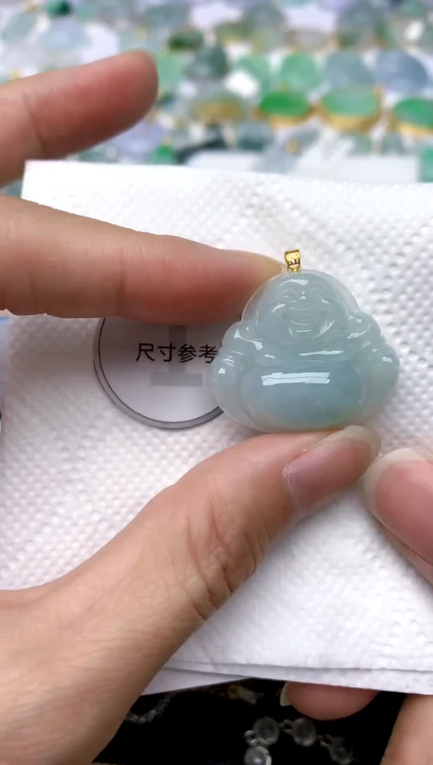 颈饰18K金镶嵌翡翠天然A货翡翠