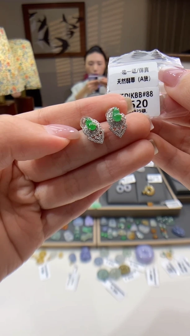 翡翠银S925镶嵌耳饰耳坠