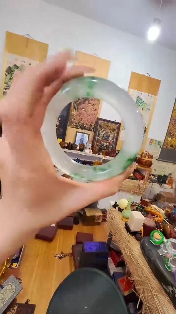 绿镯老板娘主播推荐推荐