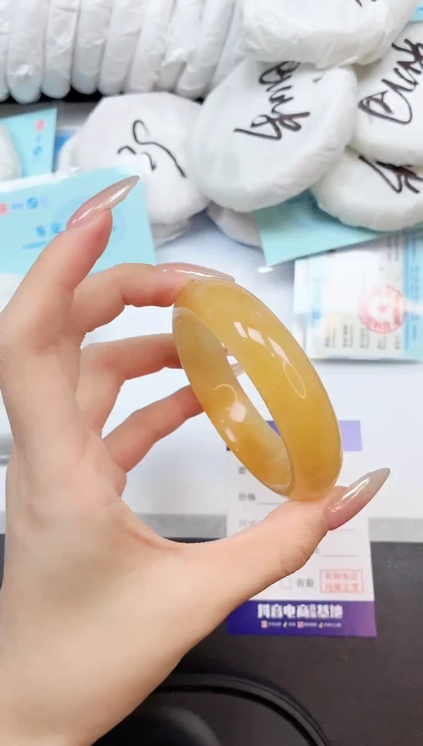 石英质玉手镯未镶嵌9Q103-56