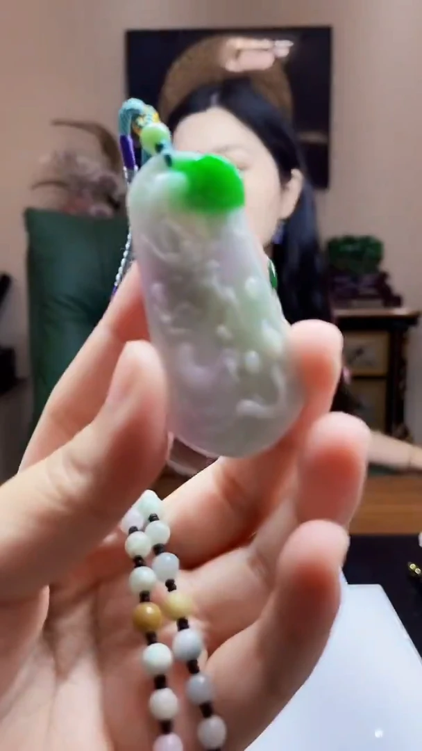 未镶嵌定制翡翠吊坠84