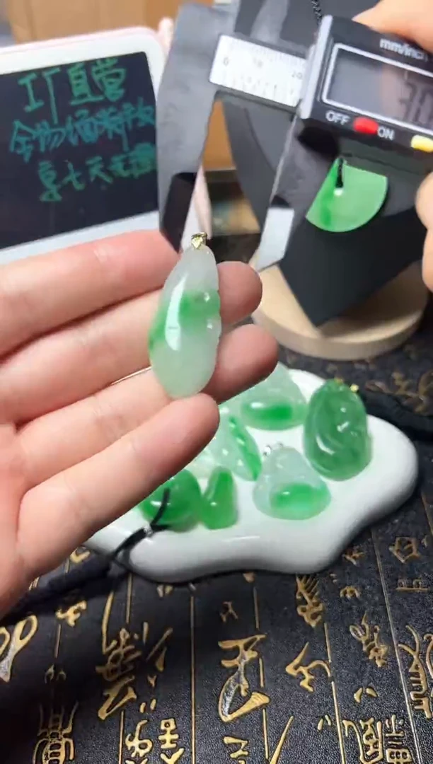 颈饰未镶嵌翡翠所见即所得，一图一物
