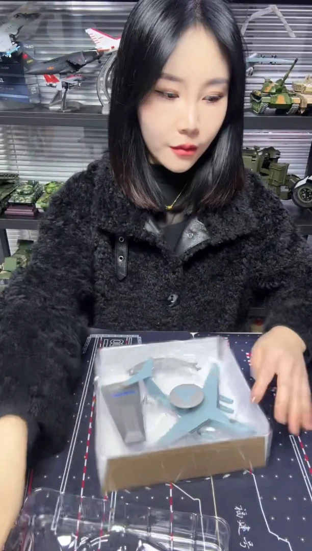 1/240合金飞机模型预警2000