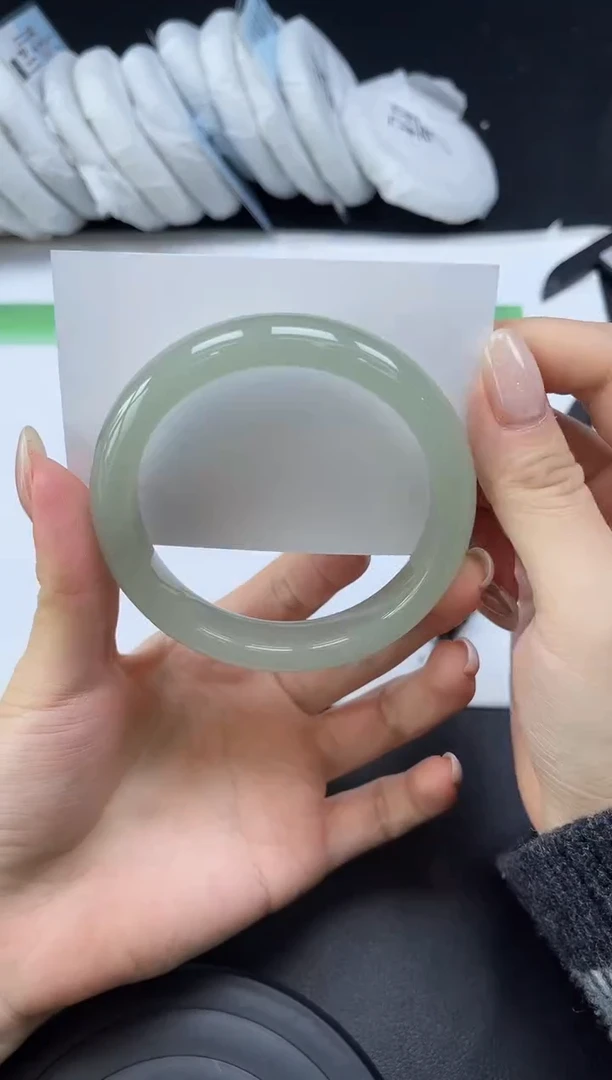 未镶嵌手镯石英质玉016-5859