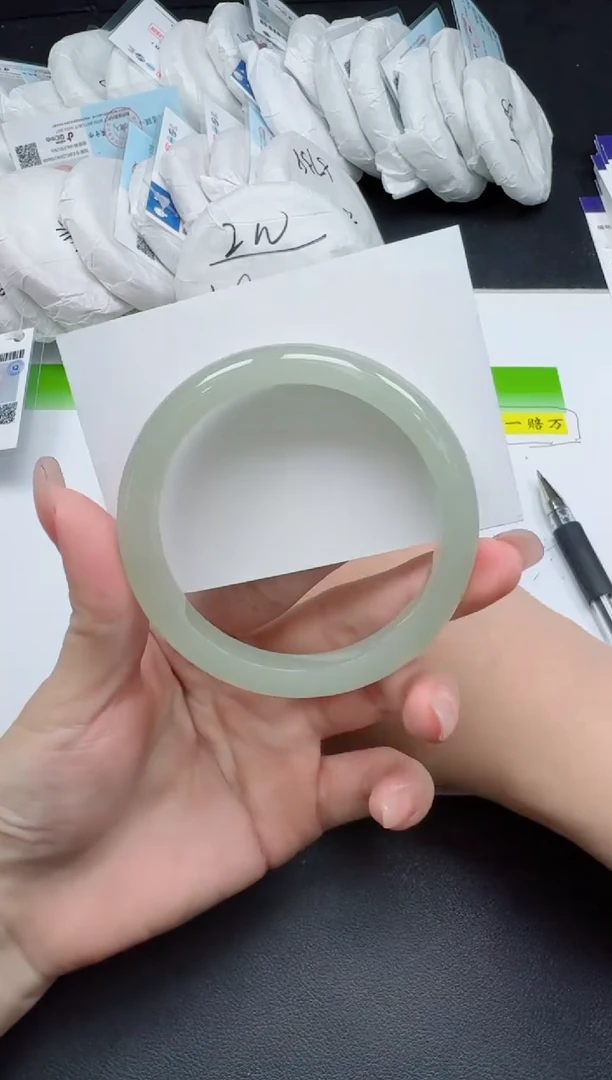 未镶嵌手镯石英质玉0126-5657