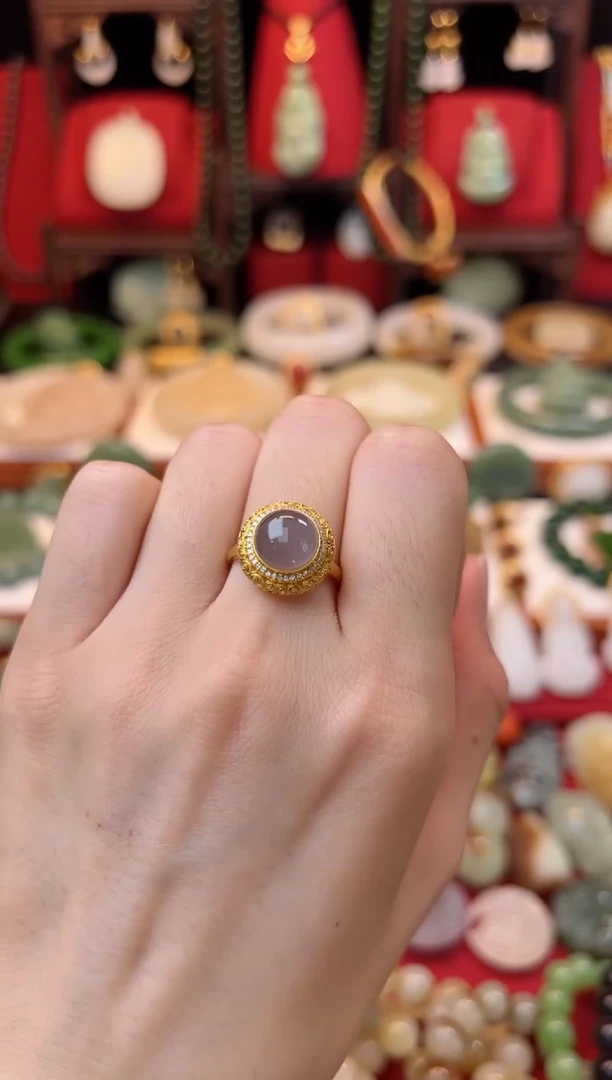 【闪购商品】和田玉戒指18K金镶嵌1