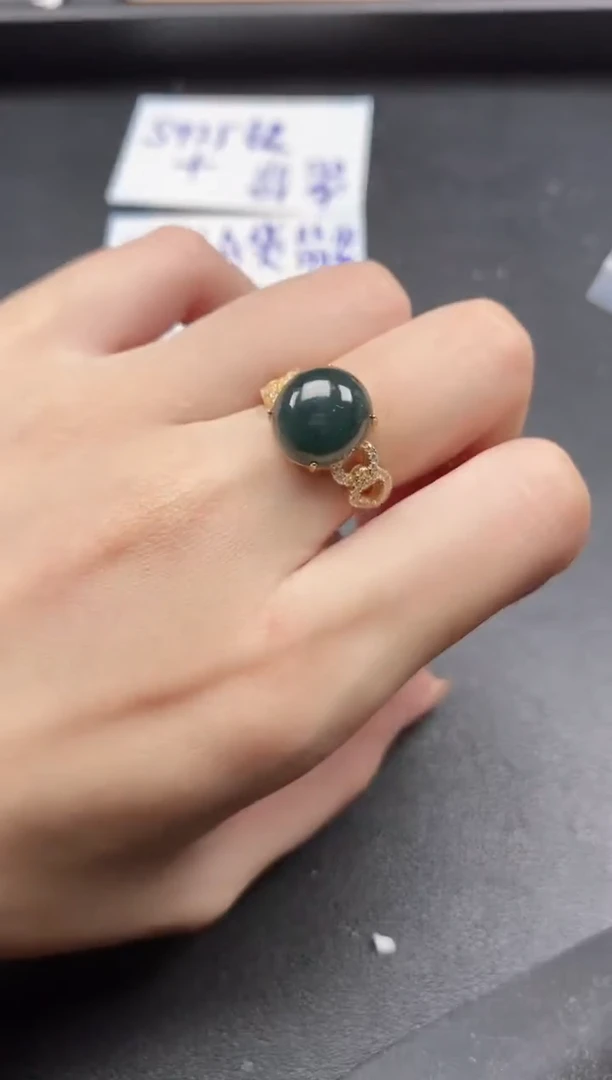 翡翠戒指银S925镶嵌51511