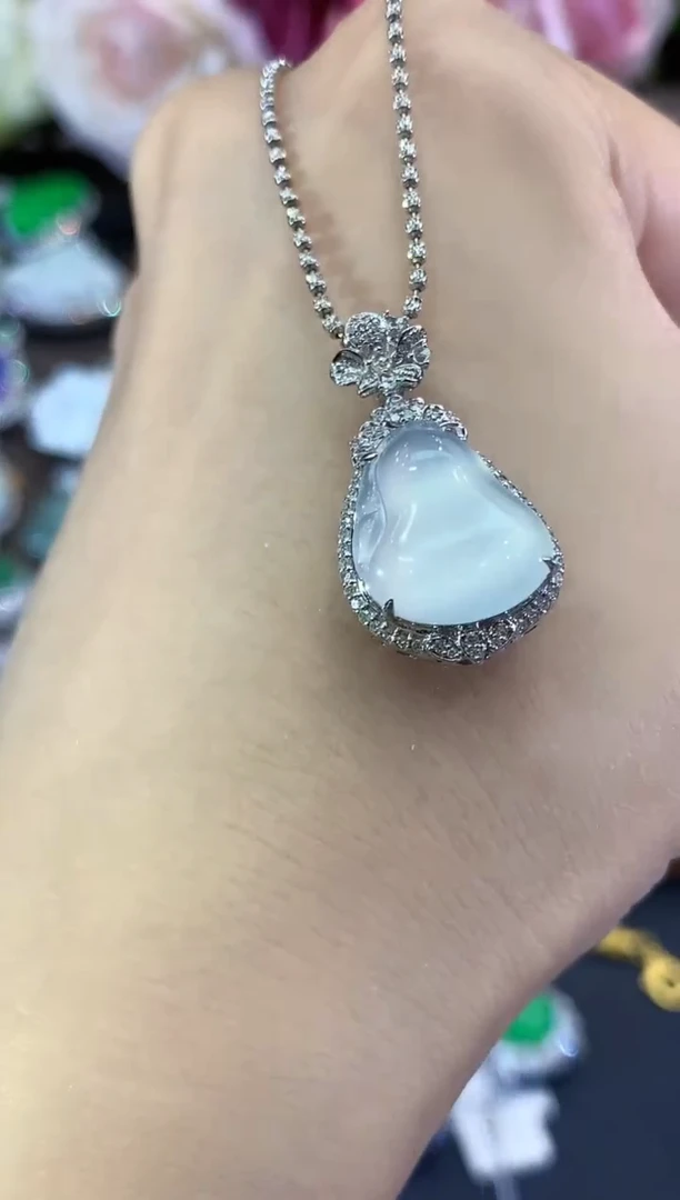 吊坠(不含链)18K金镶嵌翡翠C107
