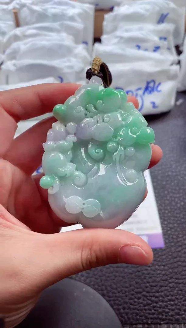 颈饰未镶嵌翡翠00007083