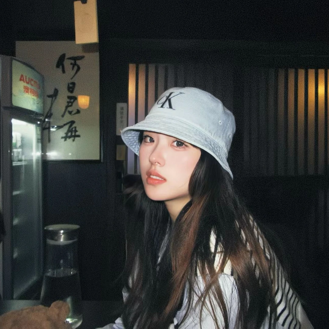 C.K休闲渔夫帽百搭刺绣大檐盆帽帽子时尚蓝色lulu风