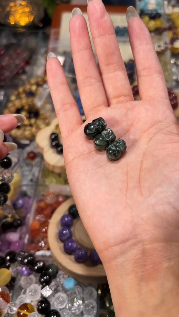 【闪购商品】水晶手串未镶嵌绿龙晶貔貅约卡9单个