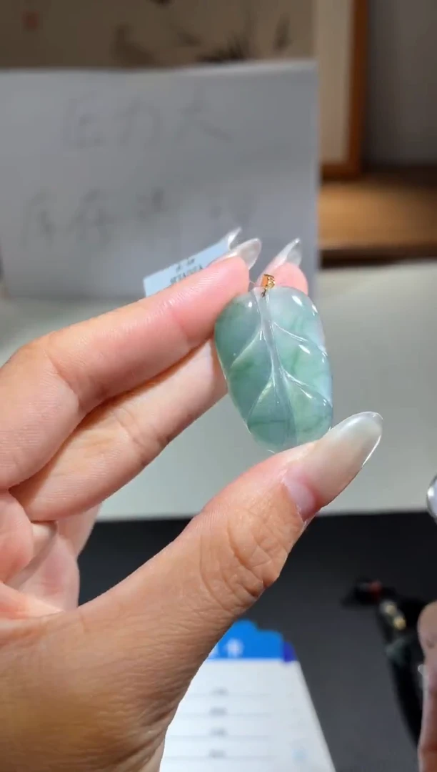 吊坠(不含链)未镶嵌翡翠天然翡翠A货