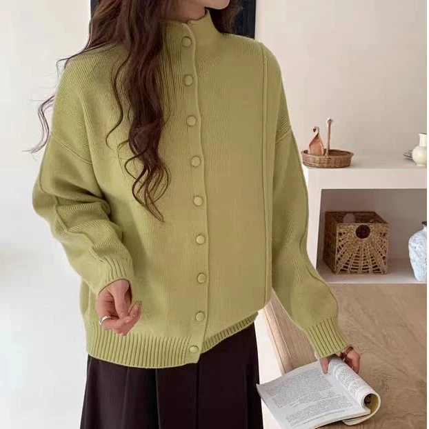 春季上新新款扣子中领开衫毛衣时尚百搭