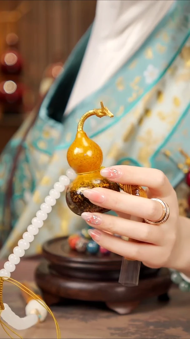 【闪购商品】107易林漂漆车挂手捻葫芦----168