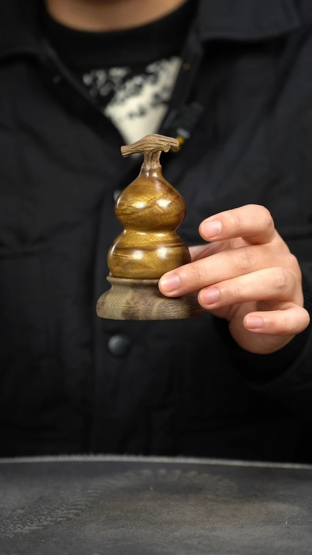 【闪购商品】柏木（崖柏）木雕阴沉满花纹精品手工葫芦把玩摆件