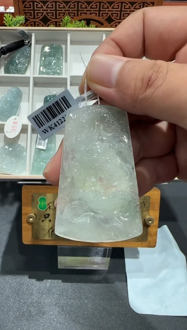 未镶嵌挂件翡翠A货翡翠多样性孤品