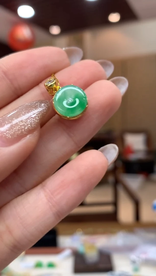 吊坠(不含链)未镶嵌翡翠平安扣配银链