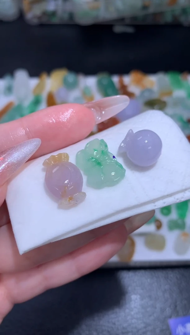 未镶嵌定制翡翠可*打包三个