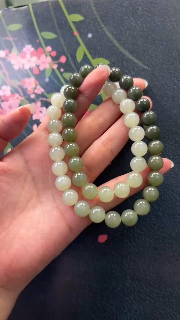 和田玉未镶嵌颈饰项链