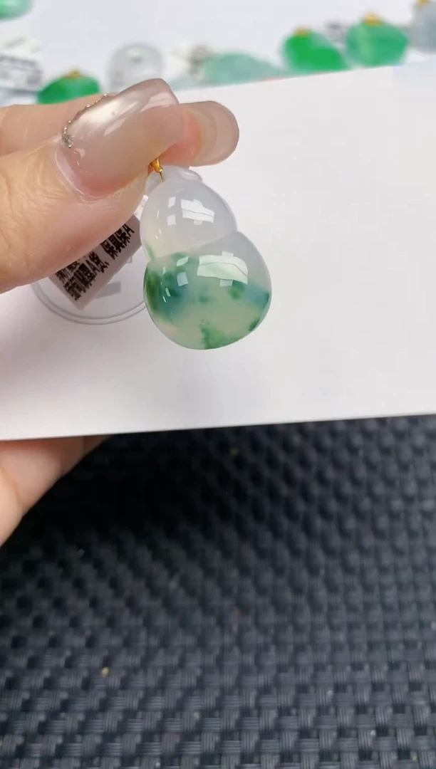 颈饰18K金镶嵌翡翠天然缅甸A货翡翠百元以上9元证书费自理