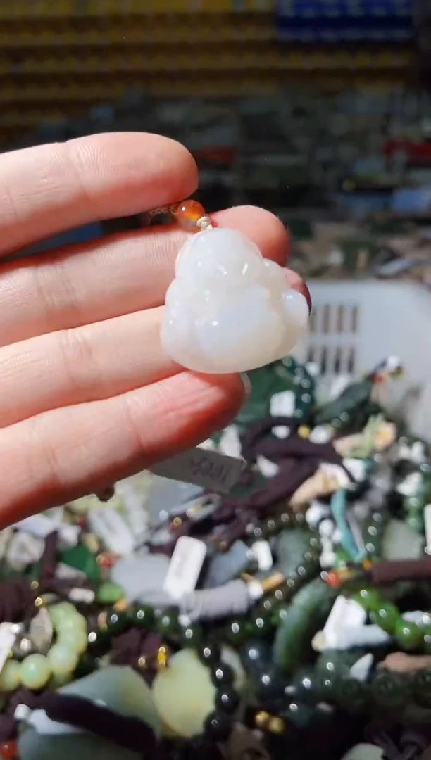 【闪购商品】和田玉颈饰未镶嵌拍一发一