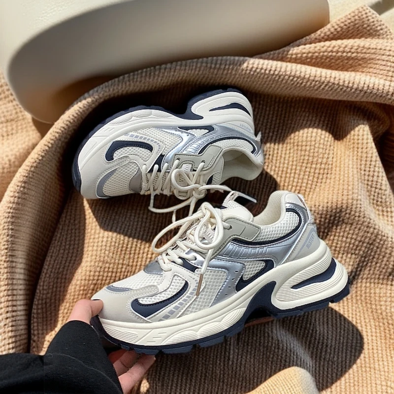 新款女春夏厚底潮流百搭网红爆款运动休闲鞋时尚潮复古透气跑步鞋