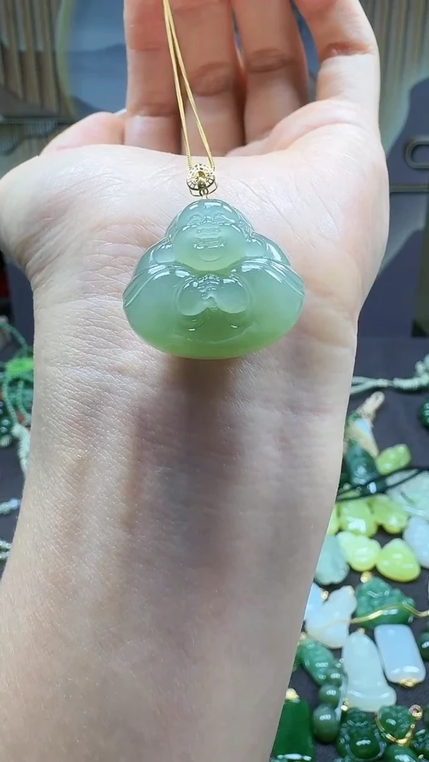 和田玉18K金镶嵌吊坠(不含链)1