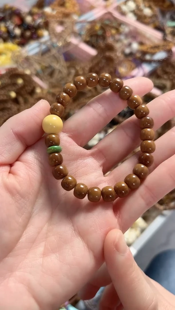未镶嵌石英质玉（黄龙玉）手串库克老型7*8mm搭配黄龙玉多样性发货