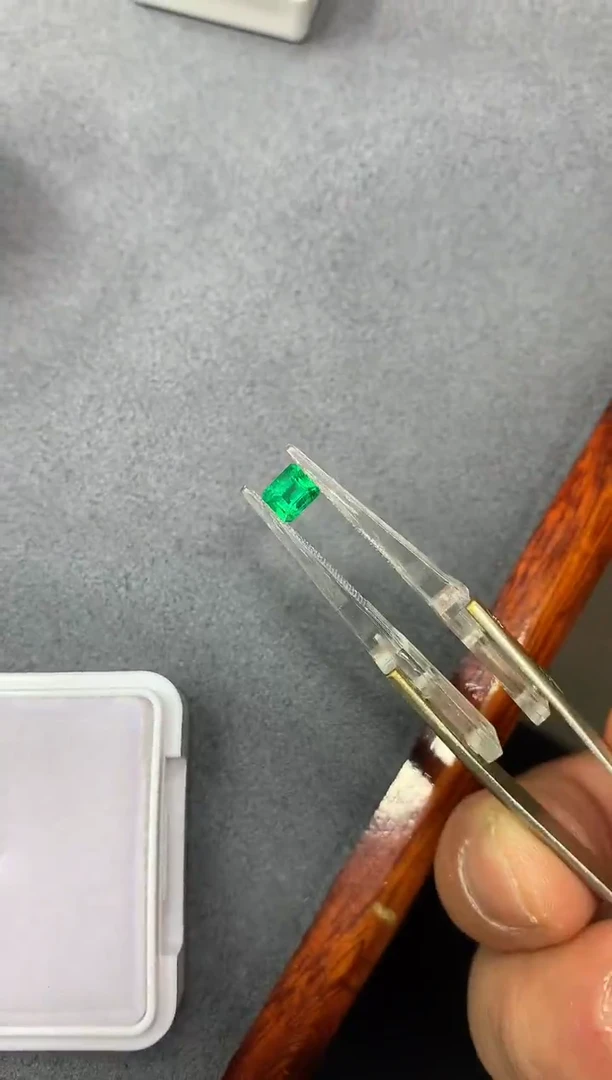 裸石祖母绿0.56ct