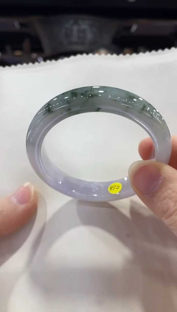 未镶嵌手镯翡翠安****)56-57，53