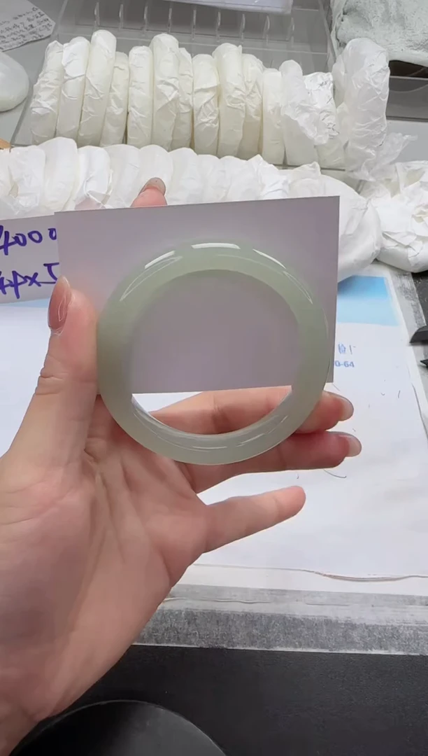 未镶嵌手镯石英质玉94-54.8