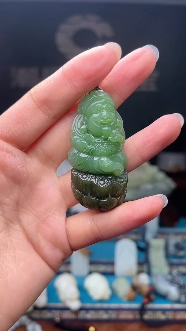 未镶嵌和田玉挂件1