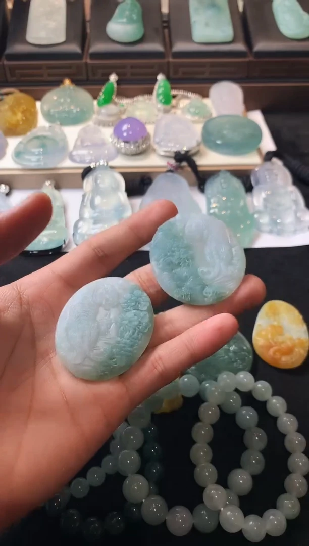 未镶嵌定制翡翠纳**祺3332毛货不退不换