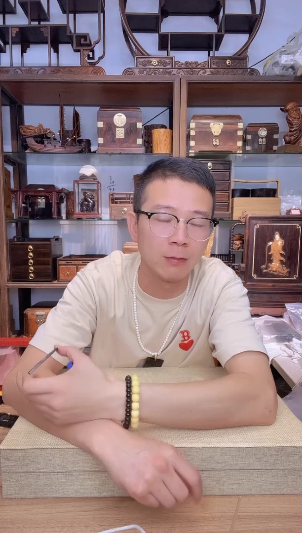 乌木类书架614雕刻阿弥陀佛牌子
