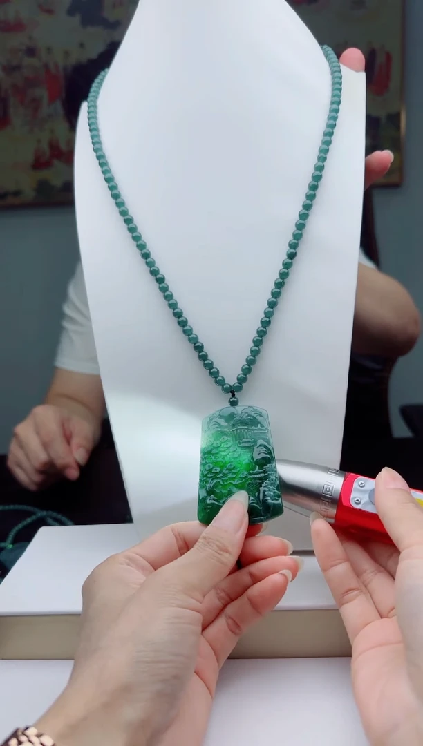 翡翠未镶嵌颈饰1111111