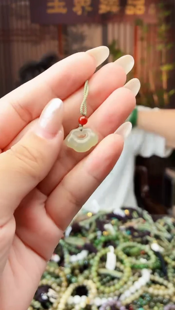颈饰未镶嵌和田玉多样性发货拍一发一