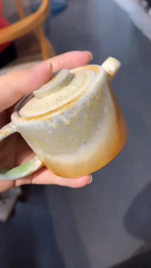 壶381号容量100-120ML 中白泥