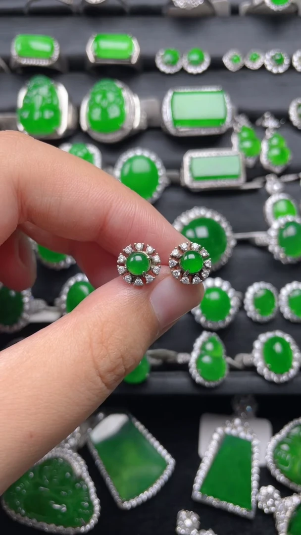 银S925镶嵌翡翠耳饰翡翠