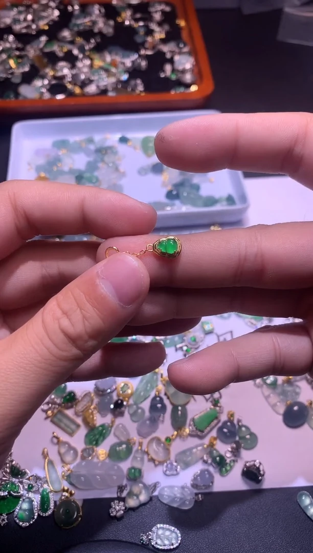 【闪购商品】翡翠吊坠(不含链)银S925镶嵌1