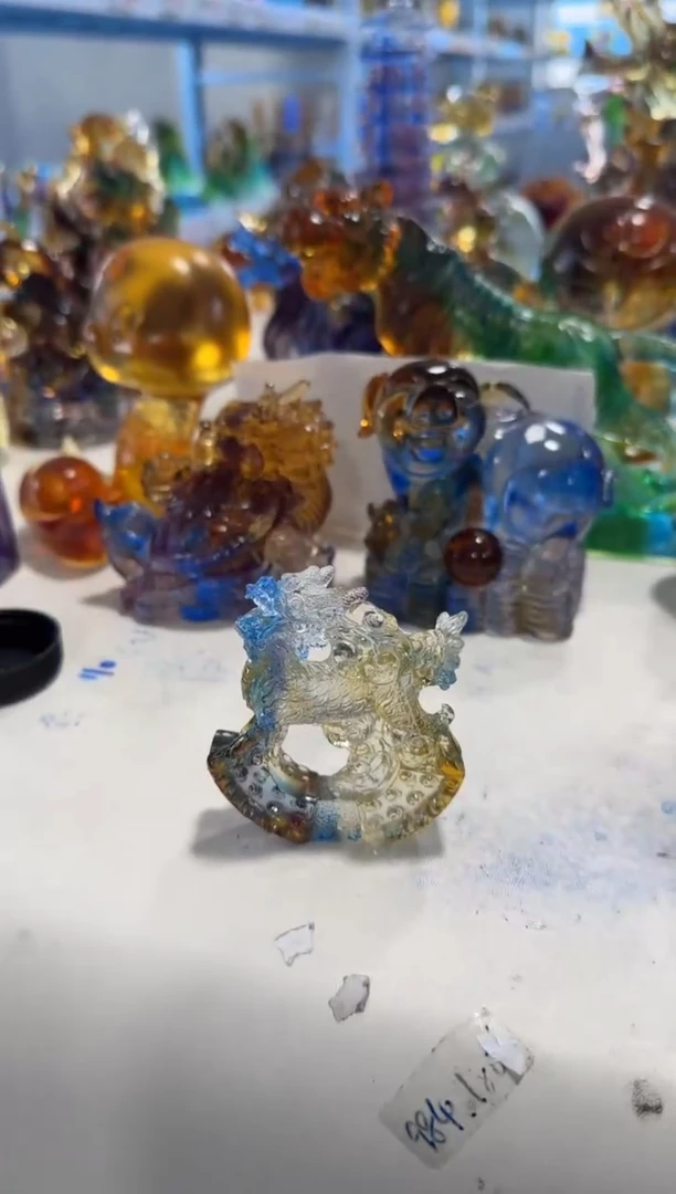 手工艺品琉璃小麒麟