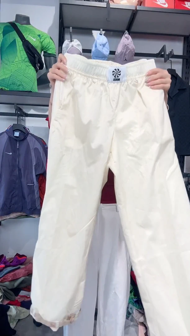 1113编码 瑕疵款直播间过款为准 尺码160