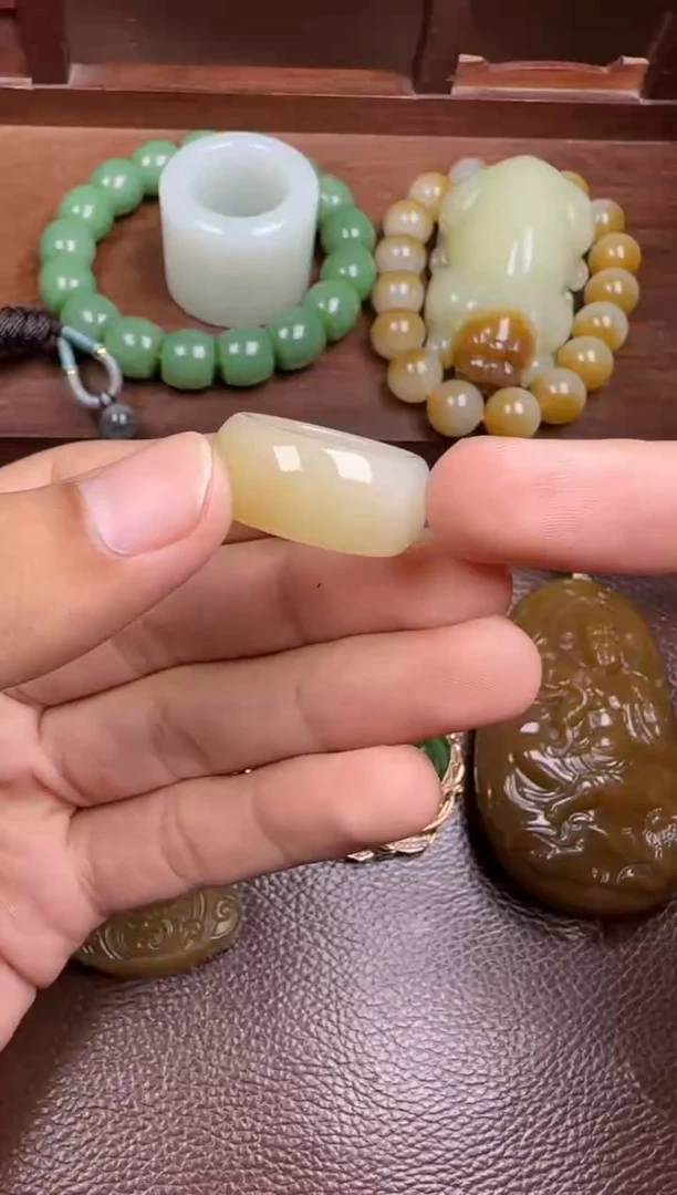 未镶嵌和田玉挂件和田玉戒圈