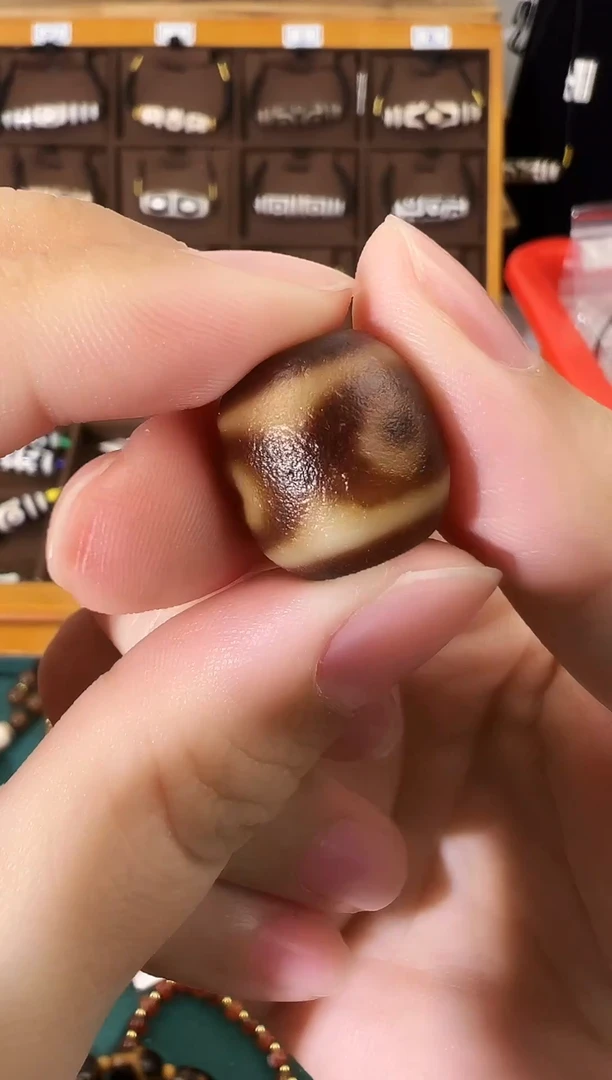 玛瑙/玉髓（覆膜）颈饰未镶嵌22（微瑕随机发货）
