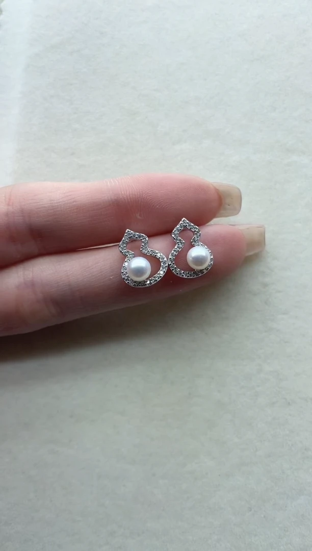 银S925镶嵌淡水珍珠耳饰90
