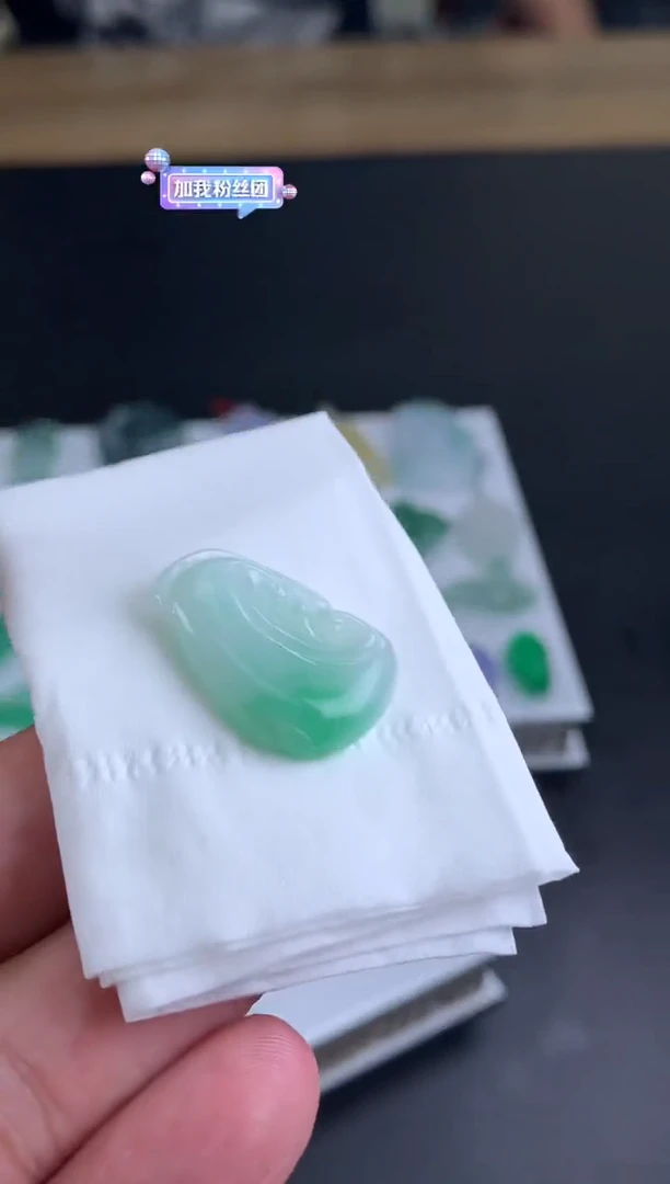 【闪购商品】定制翡翠未镶嵌翡翠