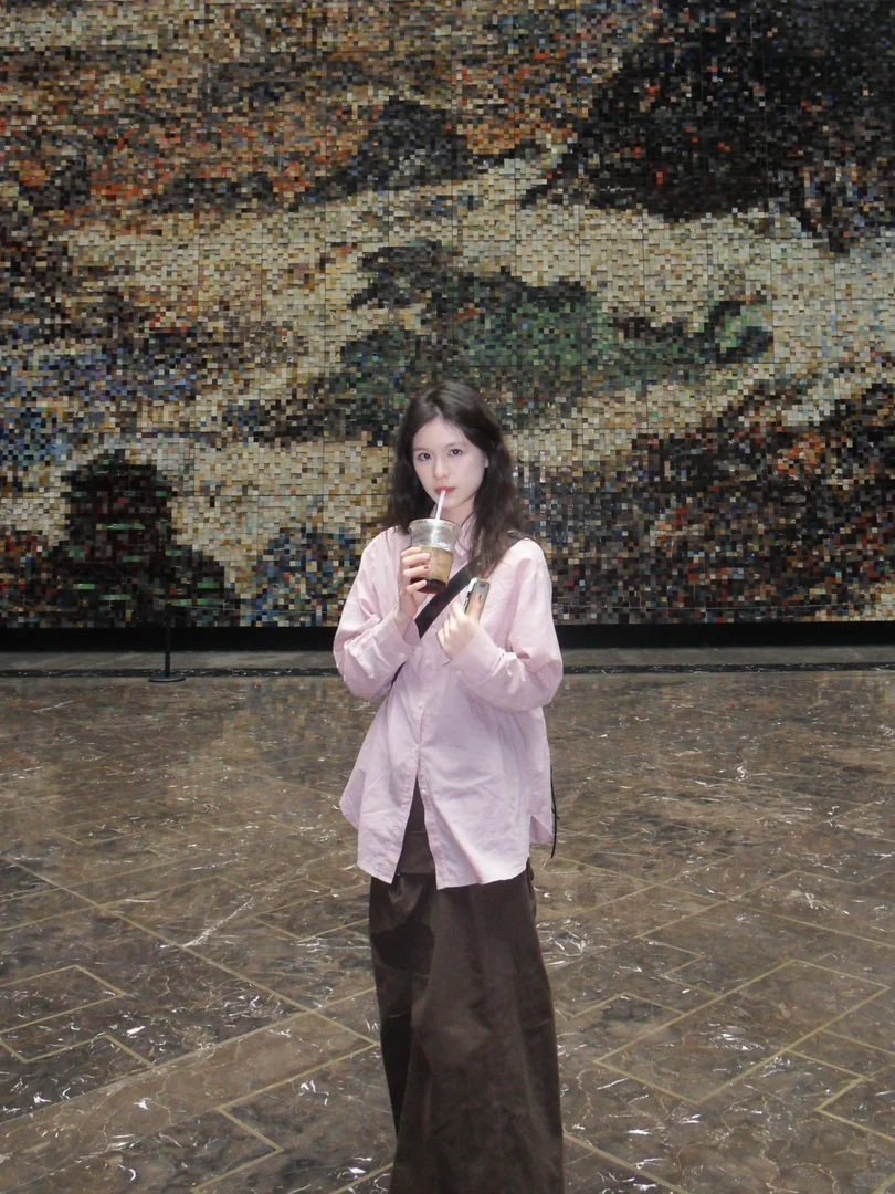 2025夏季新款韩系穿搭高级感粉色衬衫上衣休闲半身裙显瘦两件套女