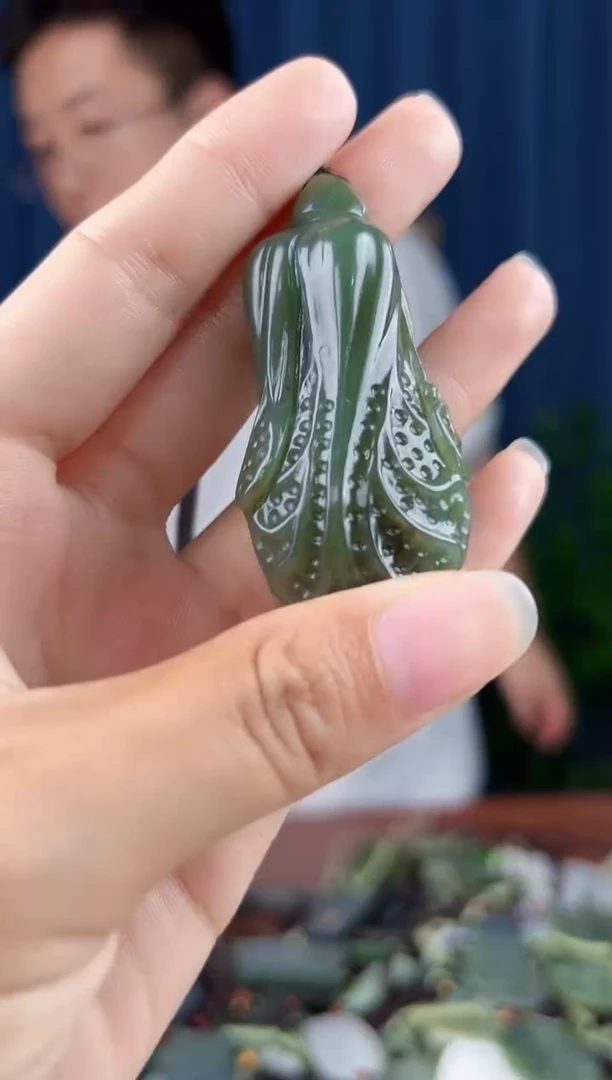 未镶嵌和田玉挂件拍一发一，多样性发货